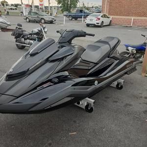 Meet your Posher, Tony